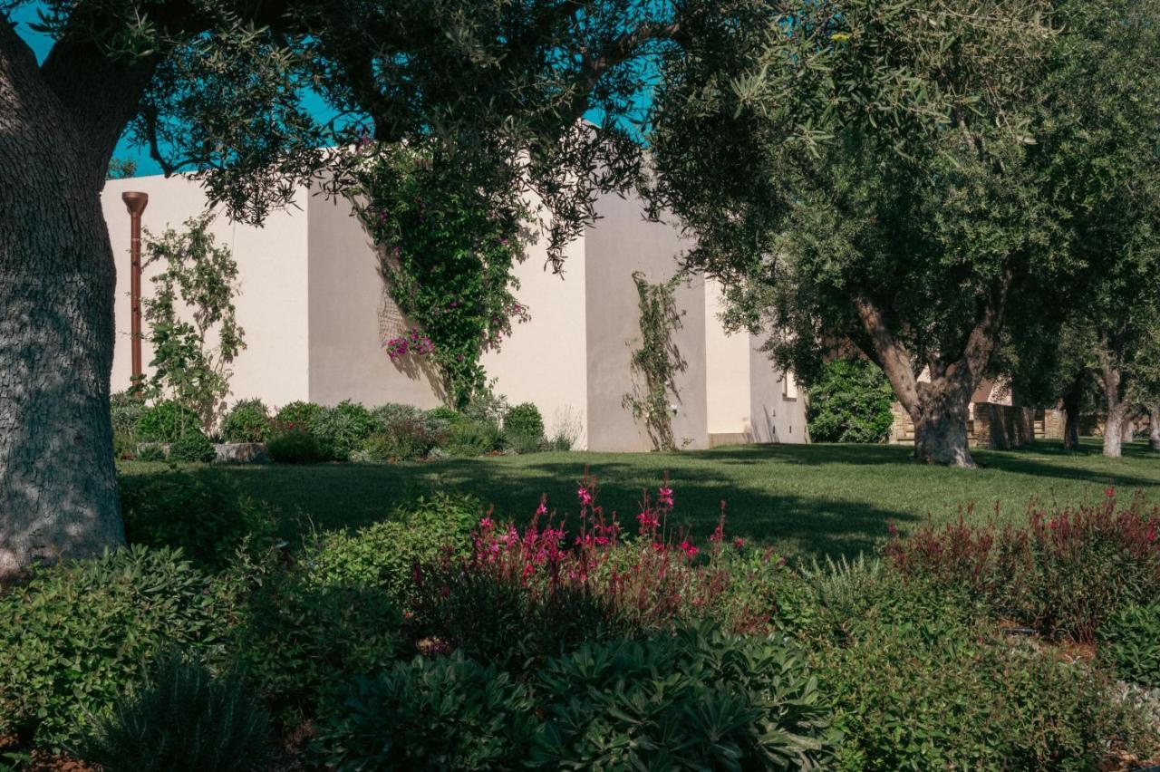 Masseria Le Fabriche Guest House Maruggio Exterior photo