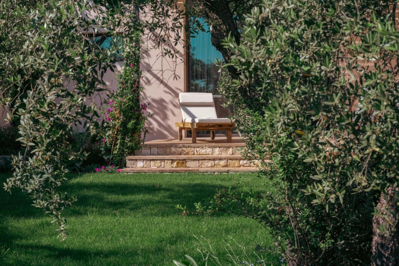 Masseria Le Fabriche Guest House Maruggio Exterior photo